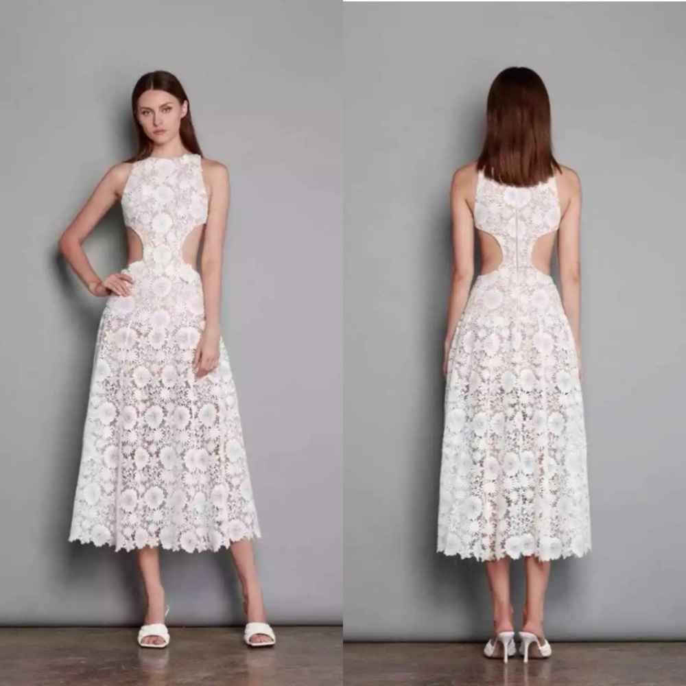 NWT Bronx and Banco Daisy Cutout Midi Dress Size Small New!